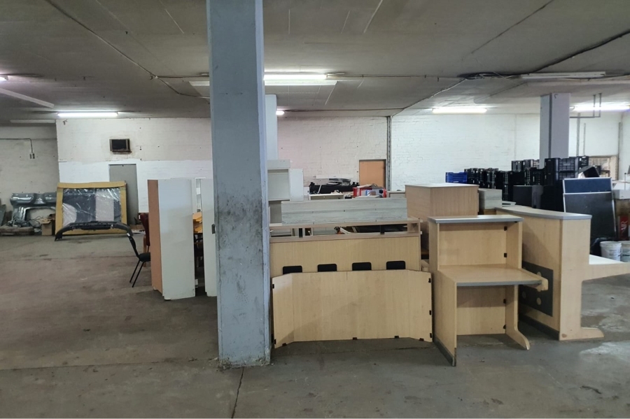 To Let commercial Property for Rent in North End Eastern Cape